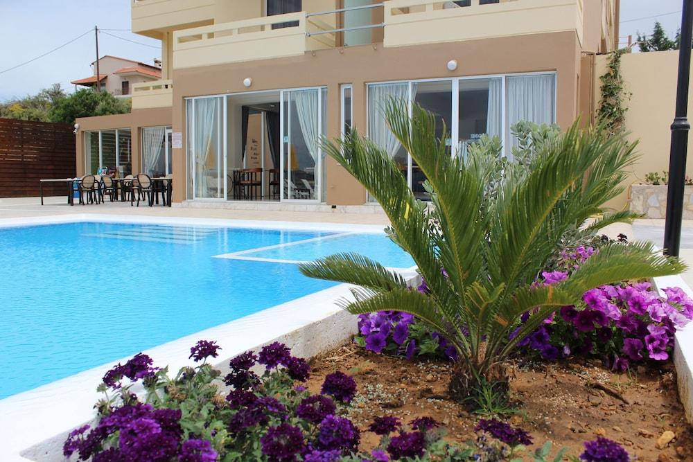Top Hotel Сталос Экстерьер фото