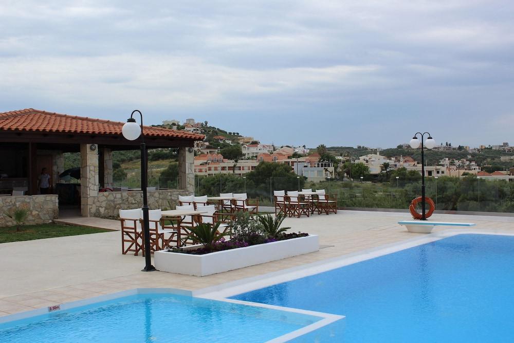 Top Hotel Сталос Экстерьер фото