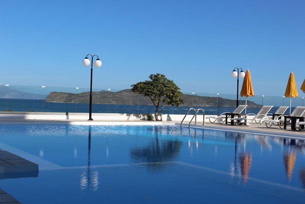 Top Hotel Сталос Экстерьер фото